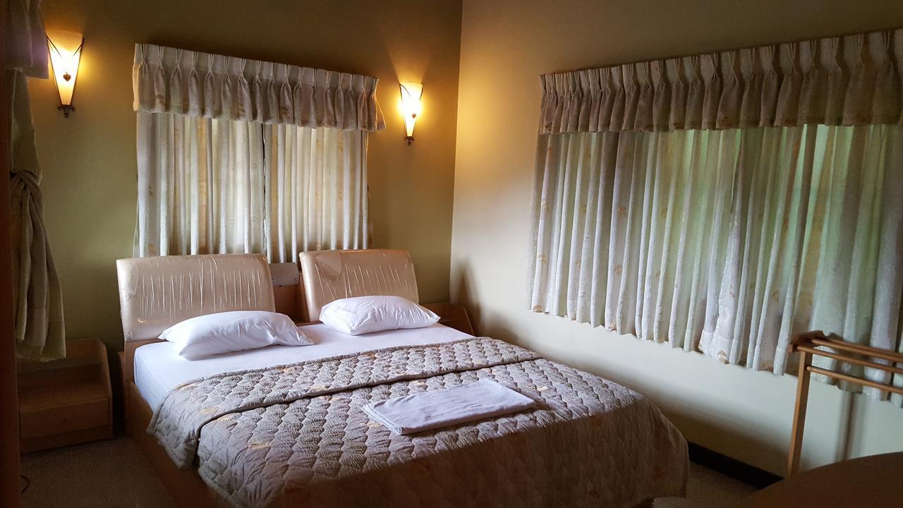 Breeze Villa แคนดี้ ภายนอก รูปภาพ